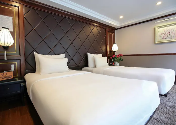  Lotus Luxury Cruise 5*
