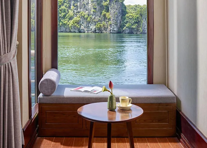  Lotus Luxury Cruise Ha Long